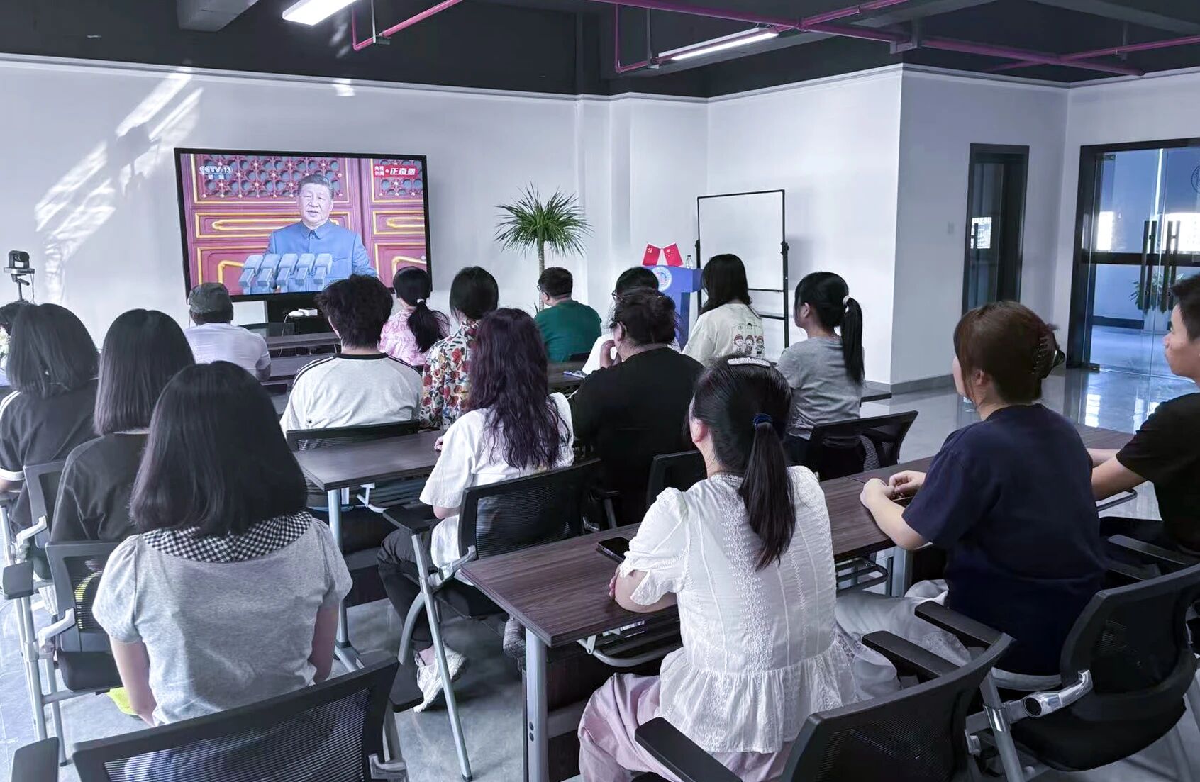 微信图片_20250905092400.jpg
